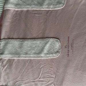 Taking Cara Babies Swaddle Blanket - Dusty Pink